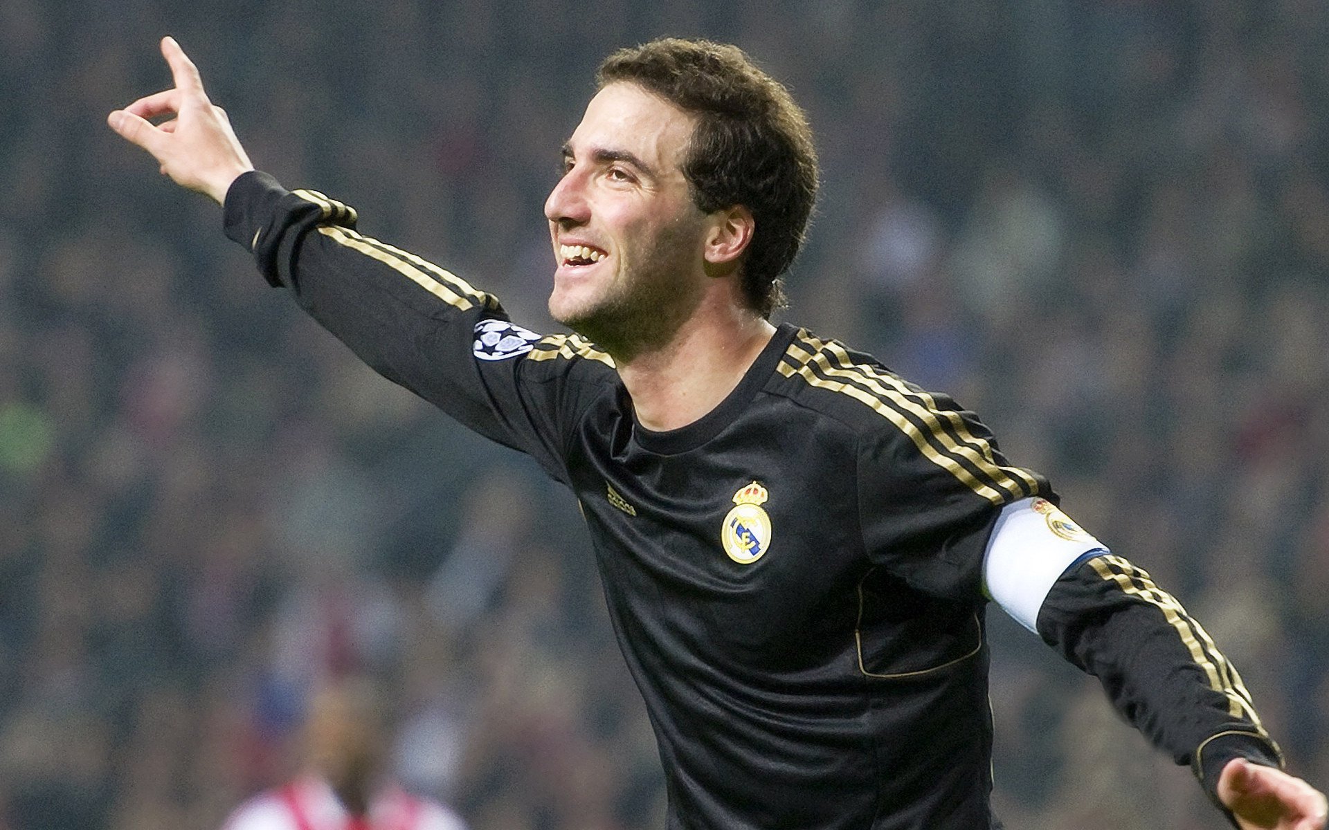 勇士外线三分雨淹没对手,库里领衔全场,勇士队库里三分